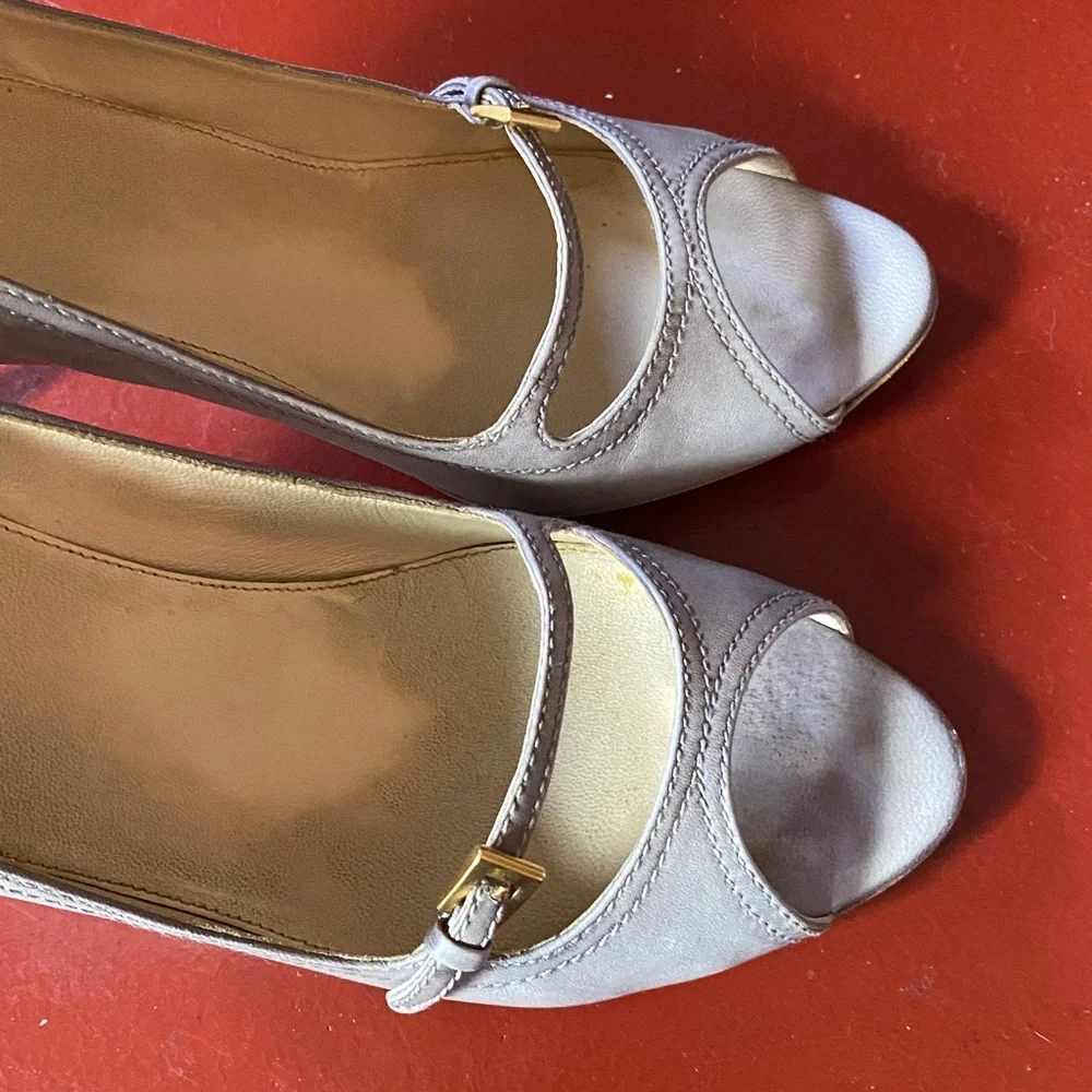 Prada Women's Elegant Gray Peep-Toe Heels size 41 - Picture 4 of 5